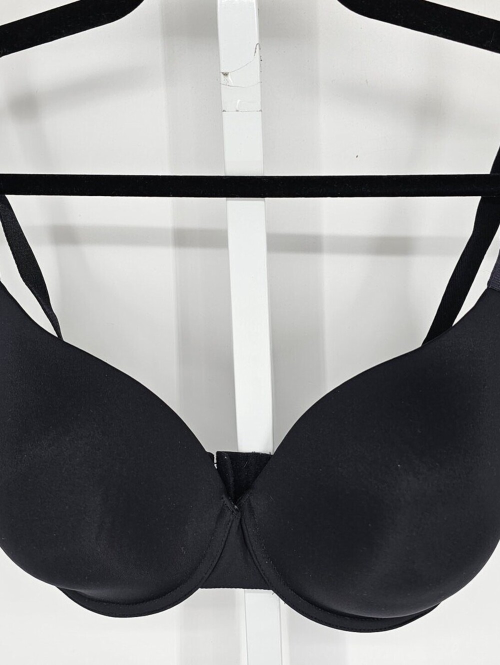 Self Expressions by Maidenform Womens Sz 38DD Lightly Padded T Shirt Bra Black